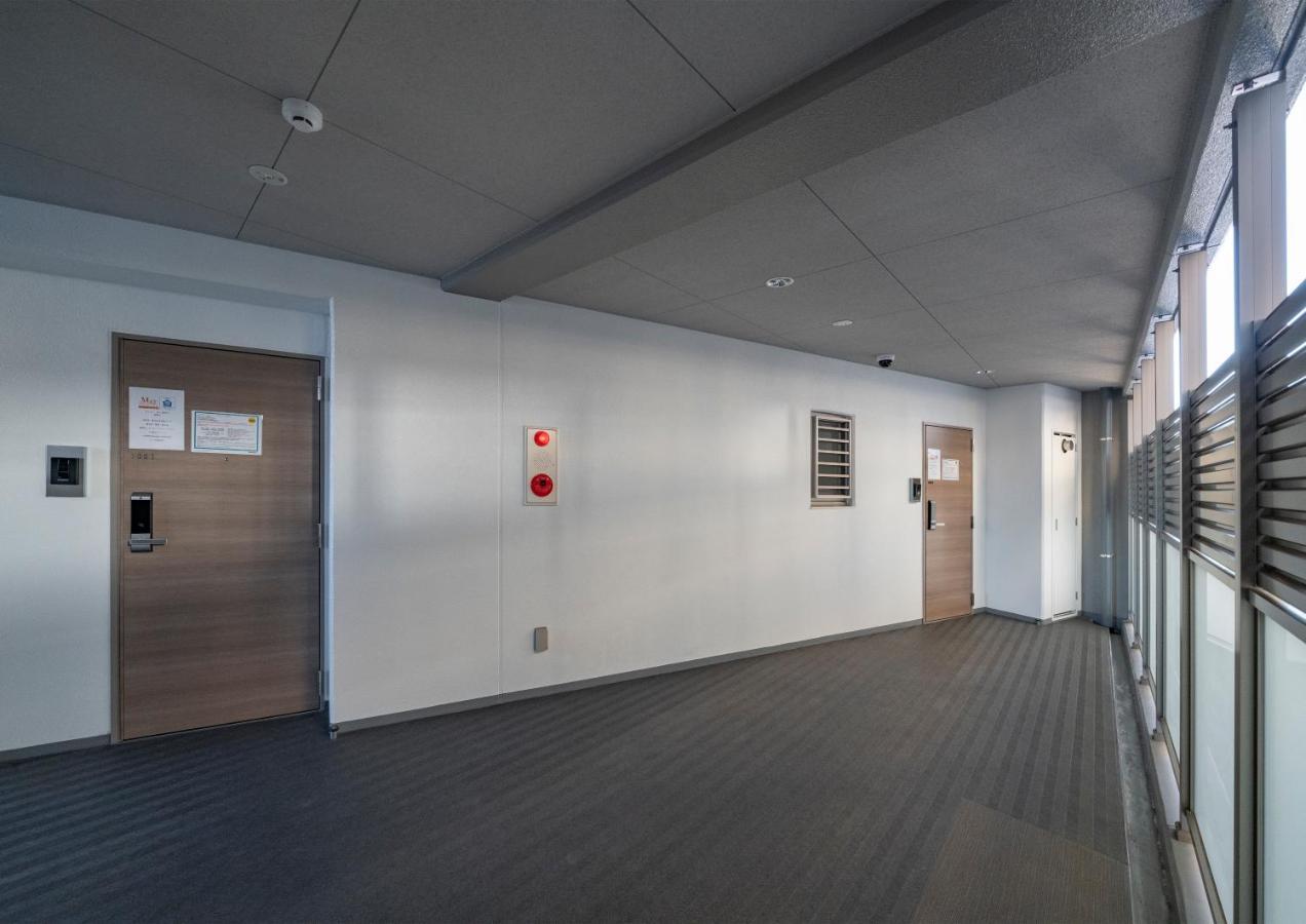 Meet Me Umeda Nishi Aparthotel Осака Екстериор снимка