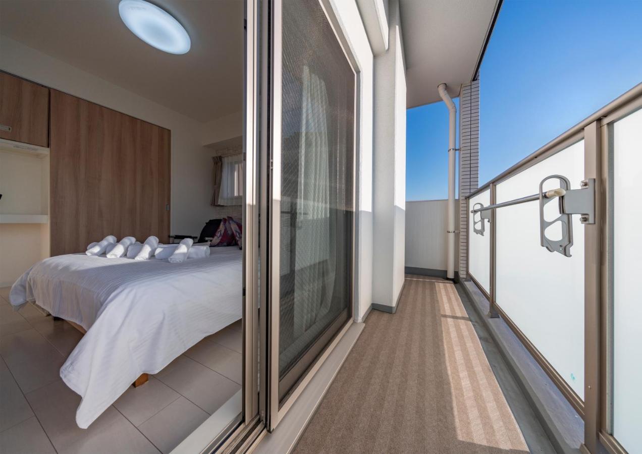 Meet Me Umeda Nishi Aparthotel Осака Екстериор снимка