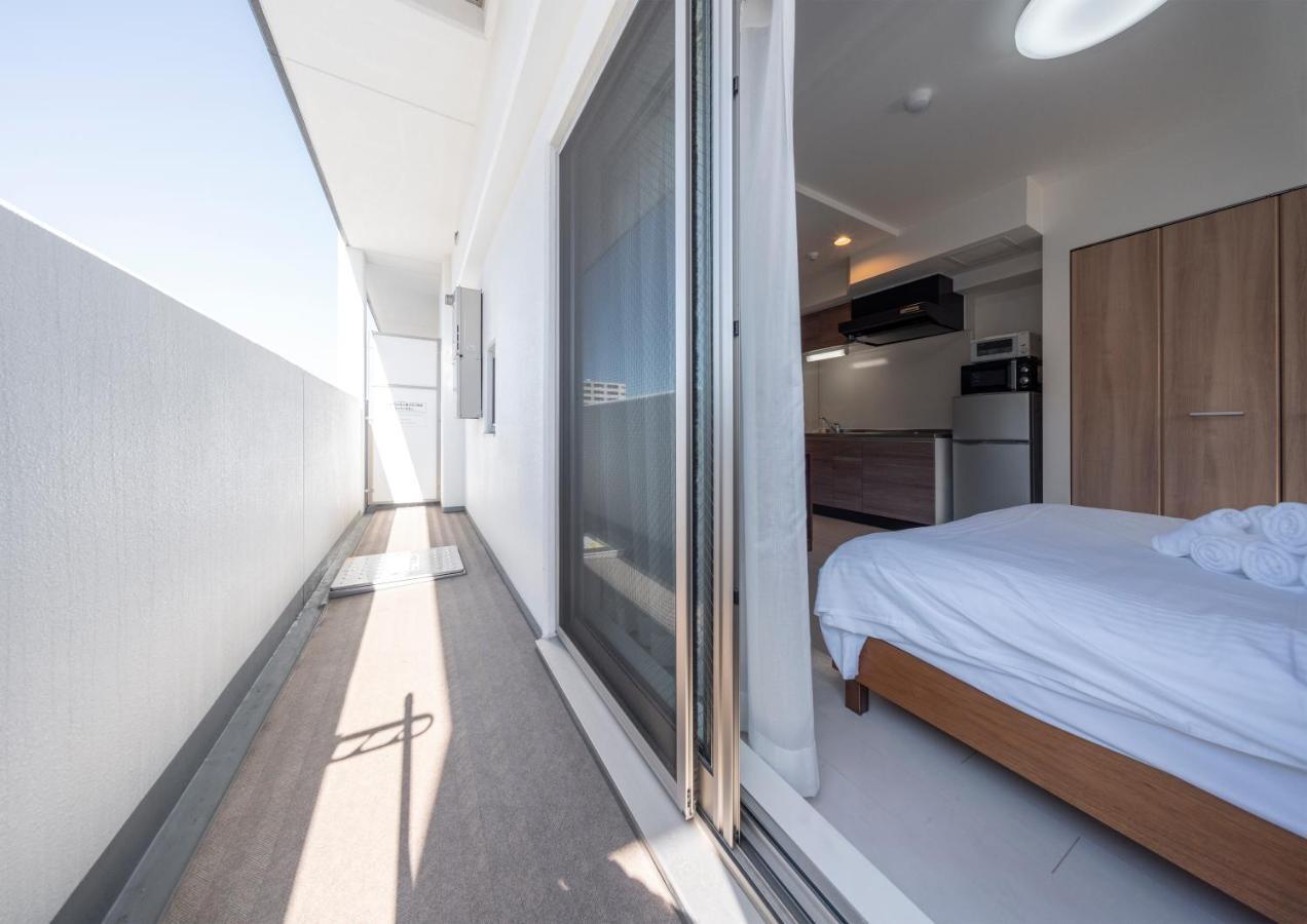 Meet Me Umeda Nishi Aparthotel Осака Екстериор снимка